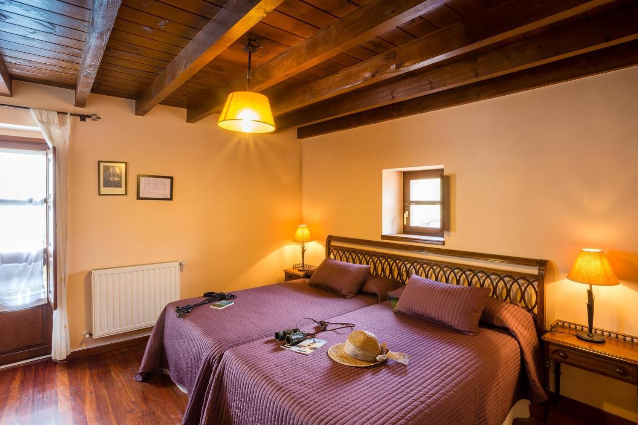Casas Rurales Pandesiertos Onís Eksteriør bilde